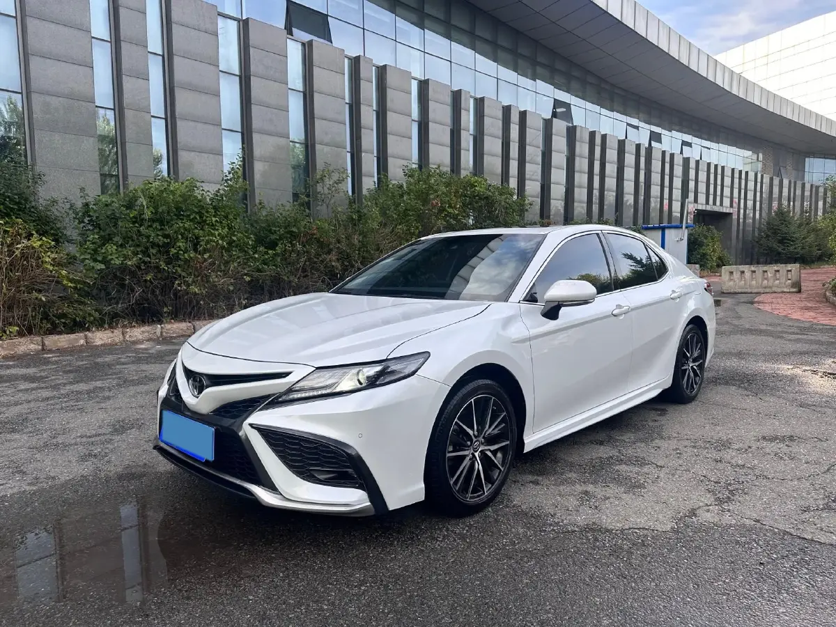 2022 Toyota Camry 2.0L 178HP L4 CVT