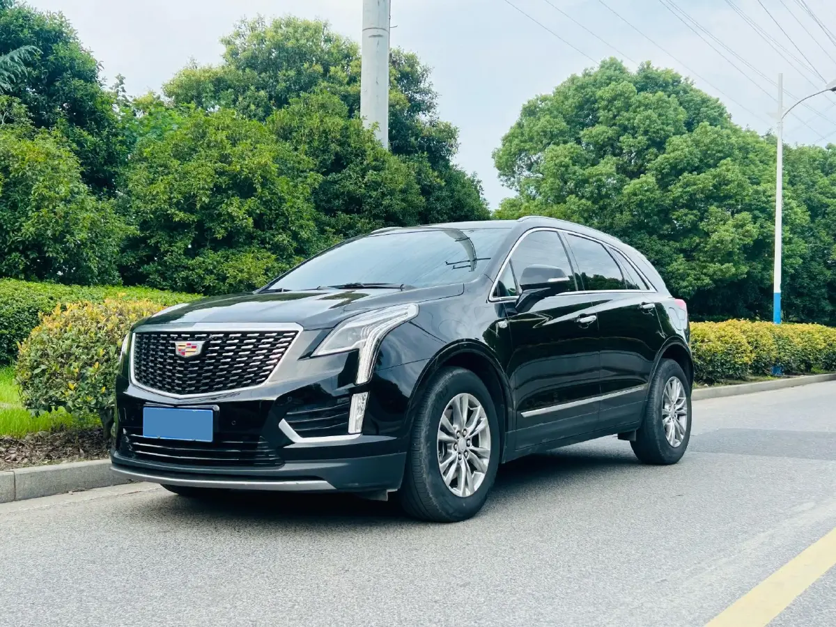 2022 Cadillac XT5 2.0T 237HP L4 9AT