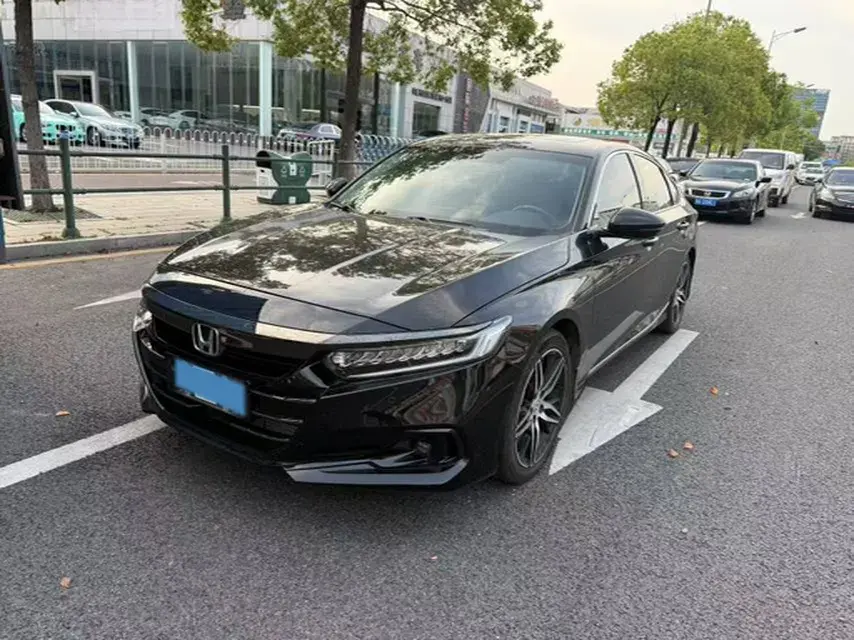 2022 Honda Accord 1.5T 194HP L4 CVT