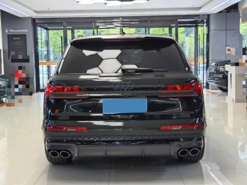 2024 Audi SQ7 4.0T 507HP V8 8AT,autocango,china used car exporter,china ev exporter,chinese used car exporter,chinese used ev exporter