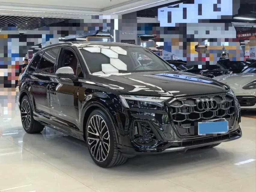 2024 Audi SQ7 4.0T 507HP V8 8AT,autocango,china used car exporter,china ev exporter,chinese used car exporter,chinese used ev exporter