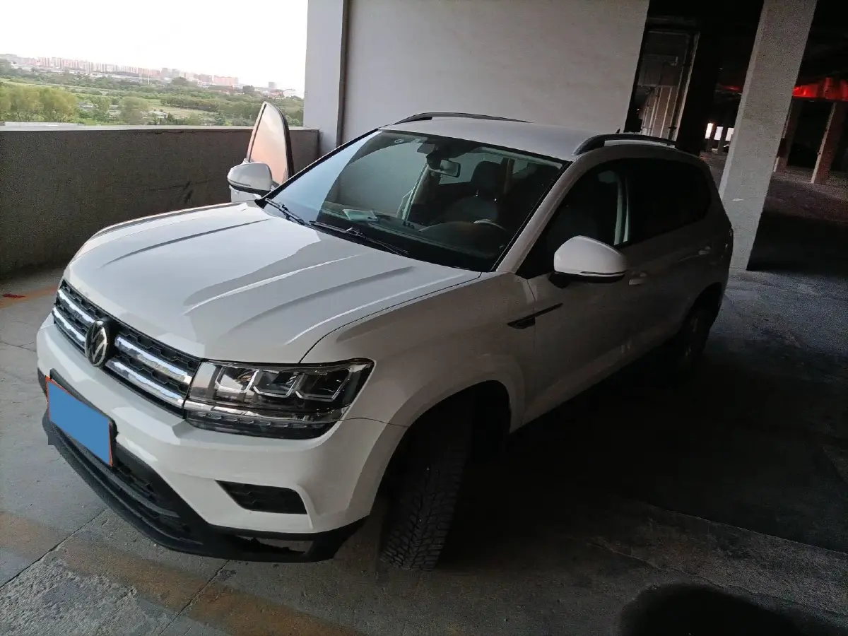 2021 Volkswagen Tharu 1.4T 150HP L4 7DCT