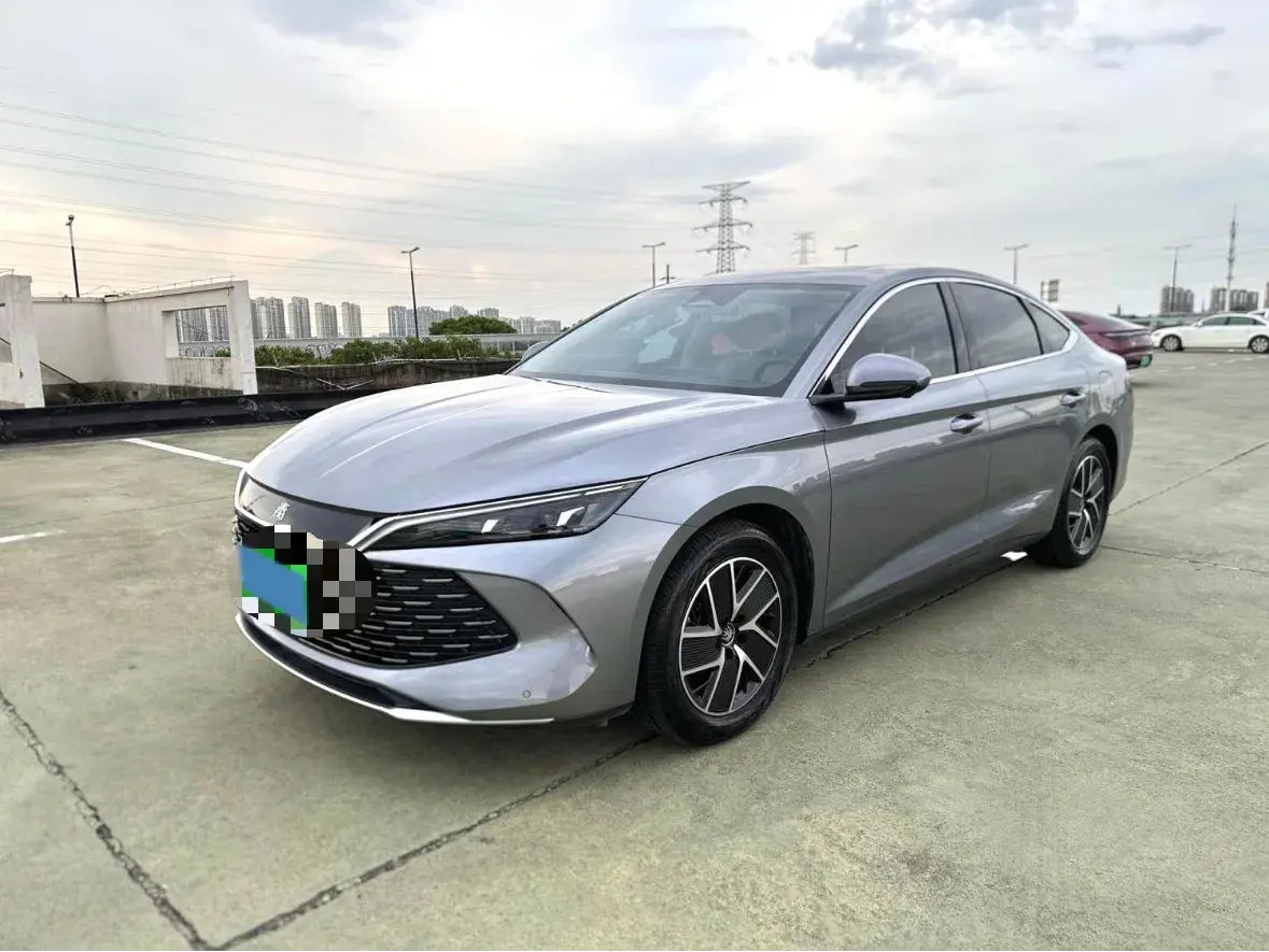 2024 BYD QinL 1.5L 101HP L4 E-CVT PHEV 15.87KWH