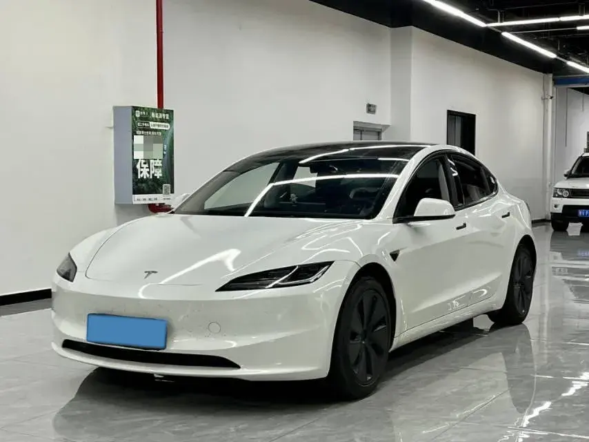 2023 Tesla Model 3 BEV 60KWH