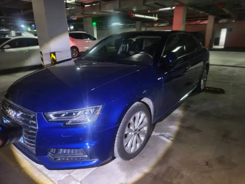 2019 Audi A4L 2.0T 190HP L4 7DCT