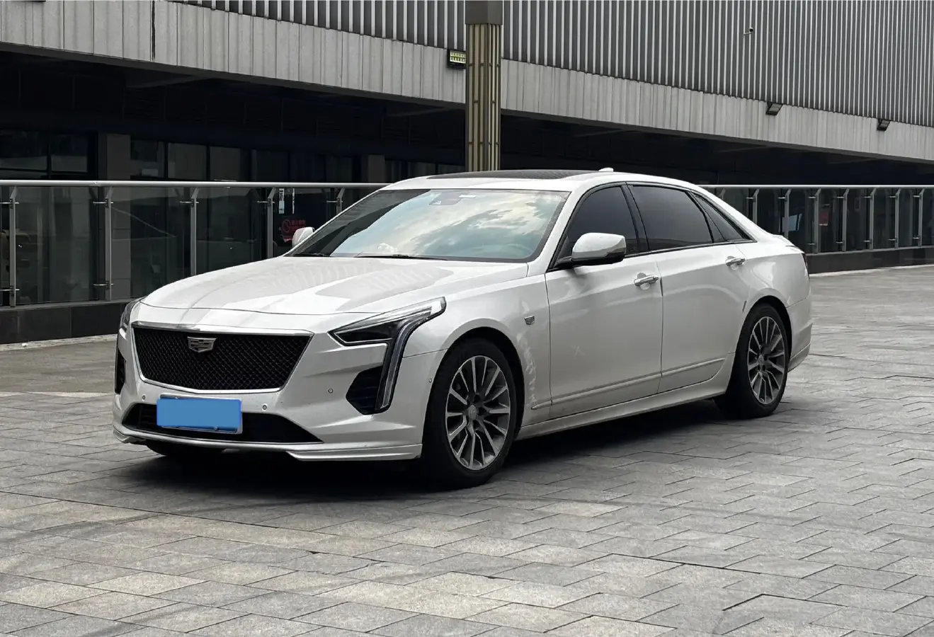 2022 Cadillac CT6 2.0T 237HP L4 10AT