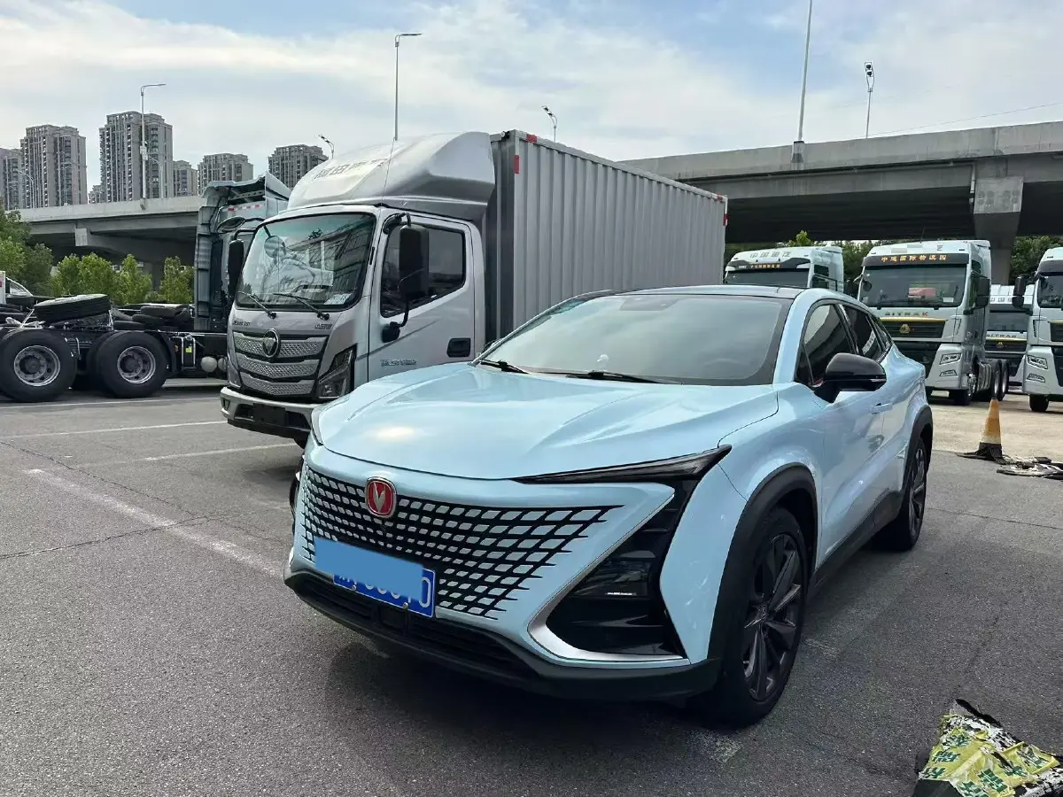 2020 ChangAn UNI-T 1.5T 180HP L4 7DCT