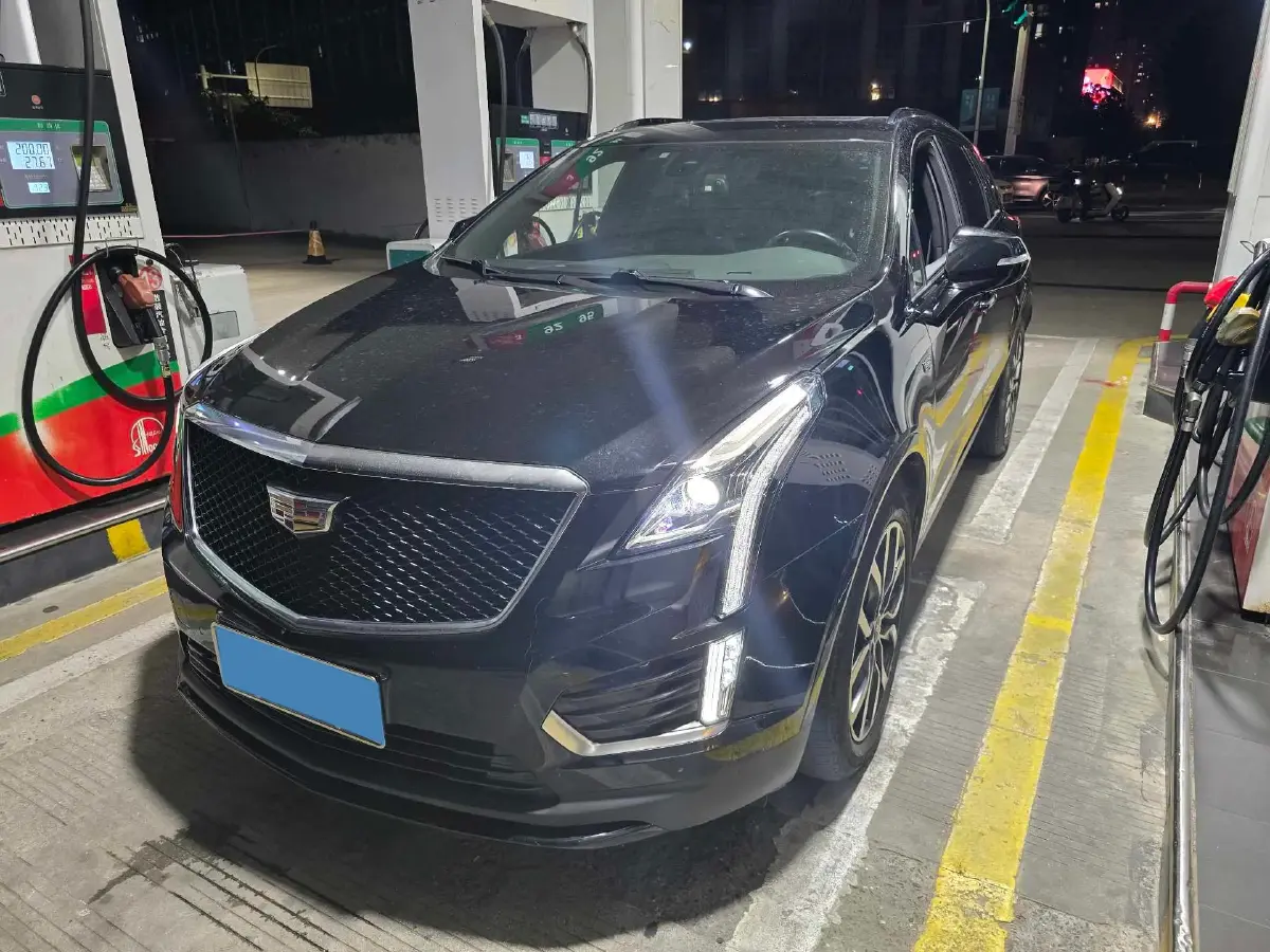 2022 Cadillac XT5 2.0T 237HP L4 9AT
