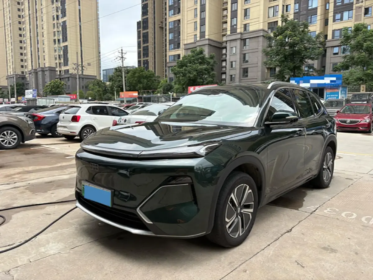 2025 Geely Galaxy Starship 7 EM-i 1.5L 112HP L4 1DHT PHEV 19.09KWH