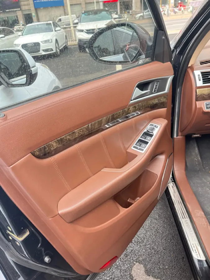 2017 Leopaard CS10 1.5T 150HP L4 CVT,autocango,china used car exporter,china ev exporter,chinese used car exporter,chinese used ev exporter