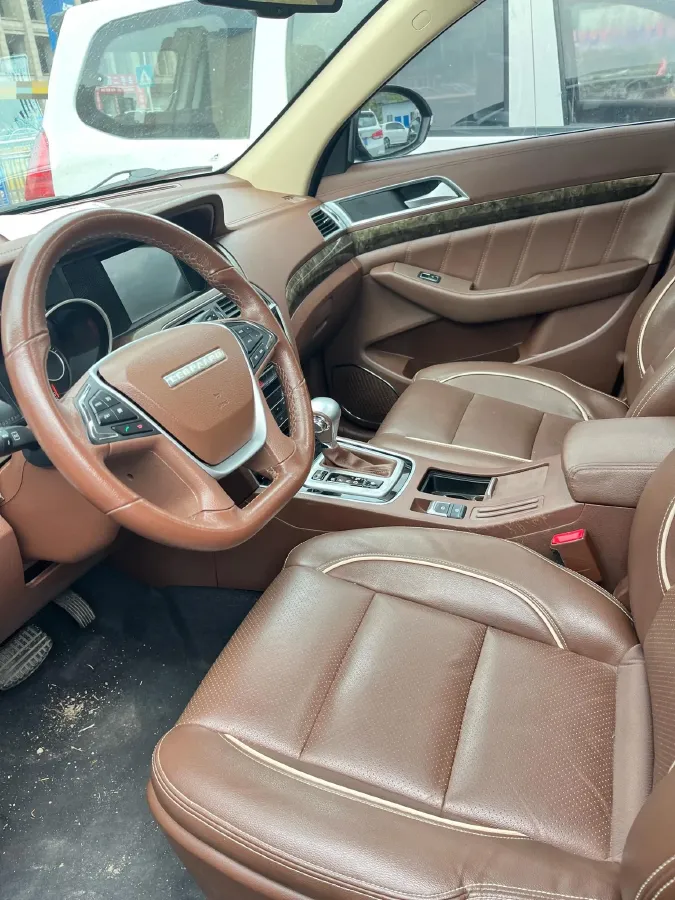 2017 Leopaard CS10 1.5T 150HP L4 CVT,autocango,china used car exporter,china ev exporter,chinese used car exporter,chinese used ev exporter