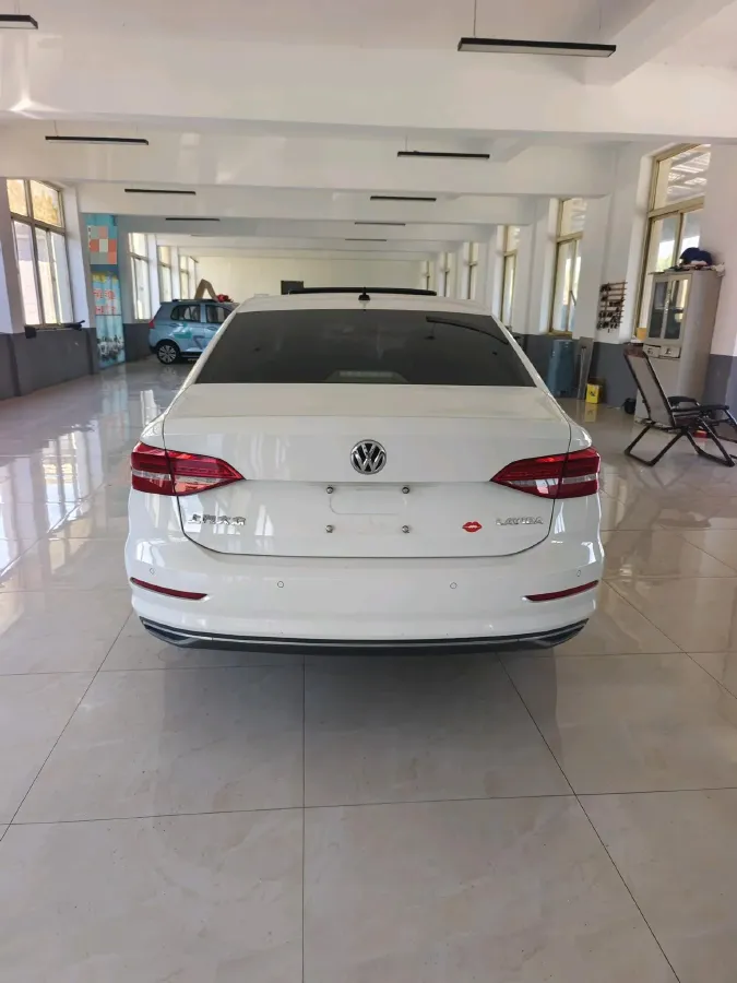 2018 Volkswagen Lavida 1.5L 116HP L4 6AT,autocango,china used car exporter,china ev exporter,chinese used car exporter,chinese used ev exporter
