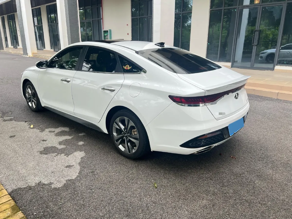 2019 Hyundai La Festa 1.6T 204HP L4 7DCT,autocango,china used car exporter,china ev exporter,chinese used car exporter,chinese used ev exporter