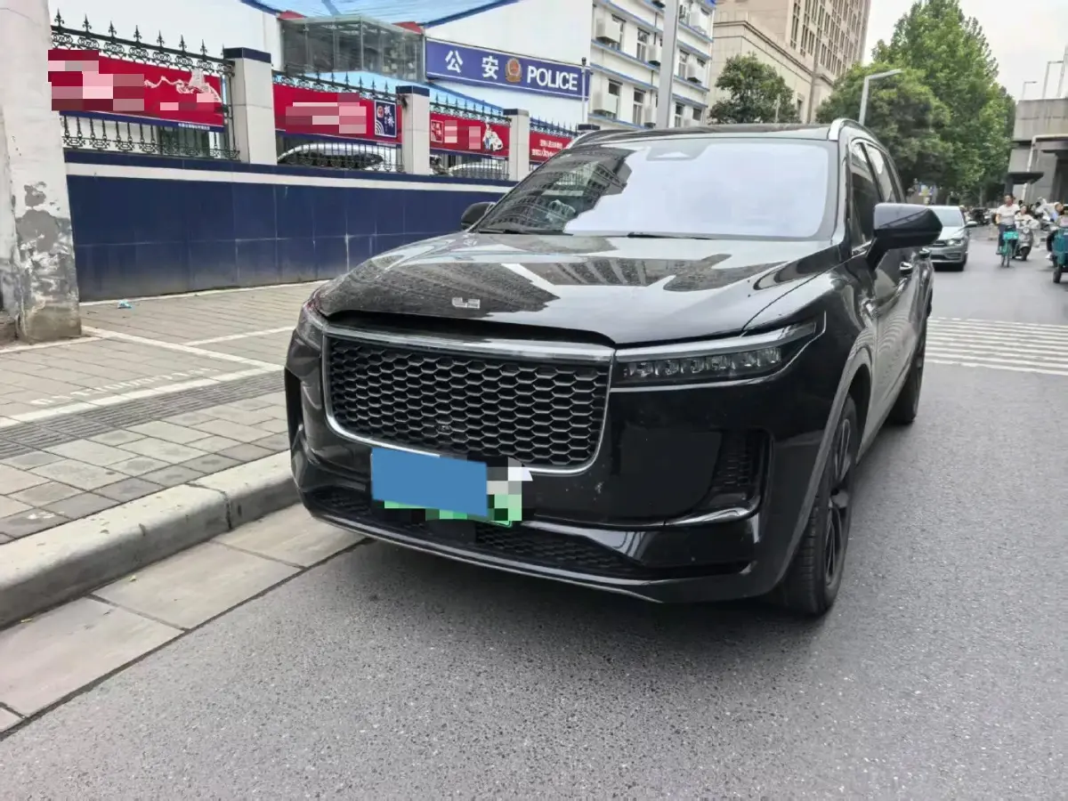 2021 Li ONE Range Extended 131HP REEV 40.5KWH