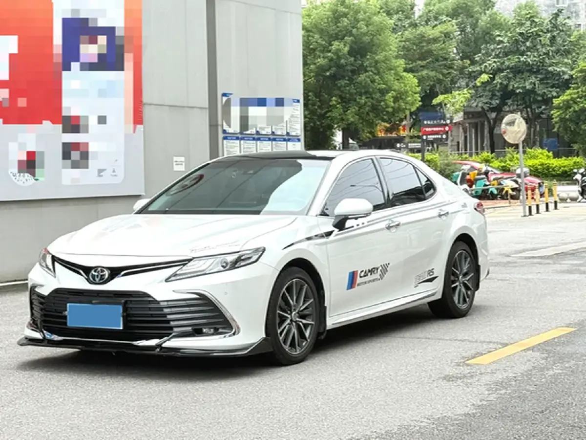 2023 Toyota Camry 2.5L 207HP L4 8AT