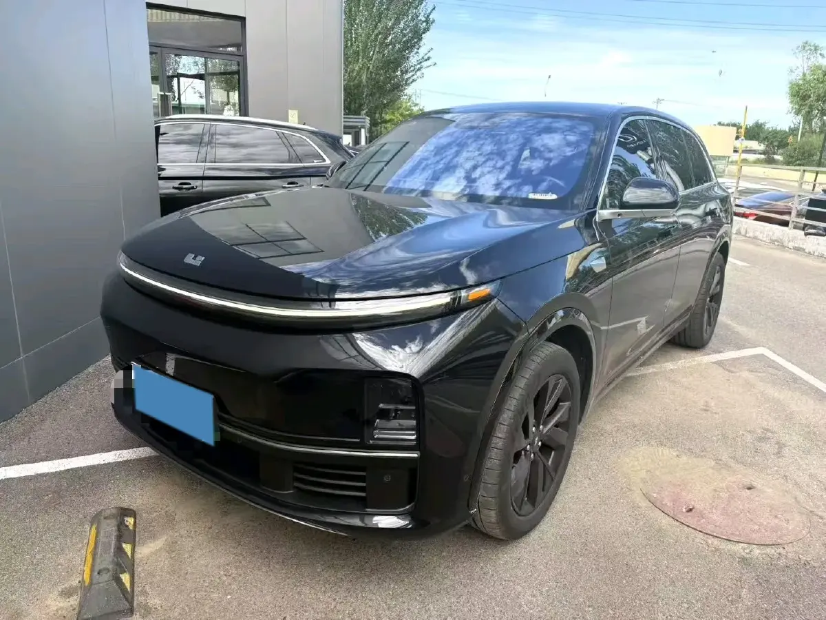 2023 Li L7 Range Extended 154HP REEV 40.9KWH