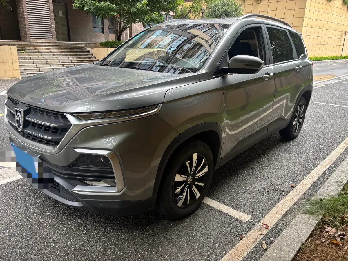 2018 BaoJun 530 1.5T 150HP L4 6MT