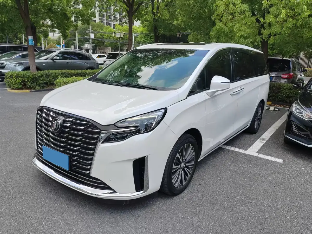 2023 Buick GL8 2.0T 237HP L4 9AT