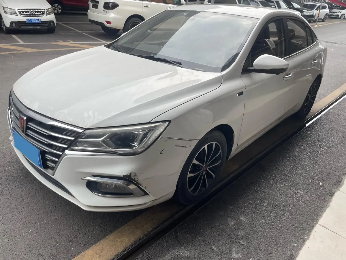 2020 Roewe i5 1.5L 120HP L4 CVT