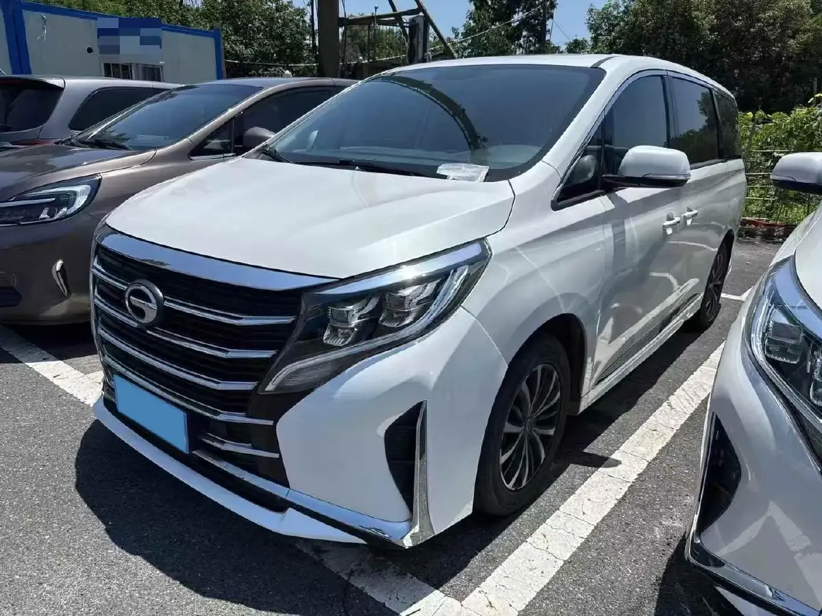 2021 GAC Trumpchi M8 2.0T 252HP L4 8AT