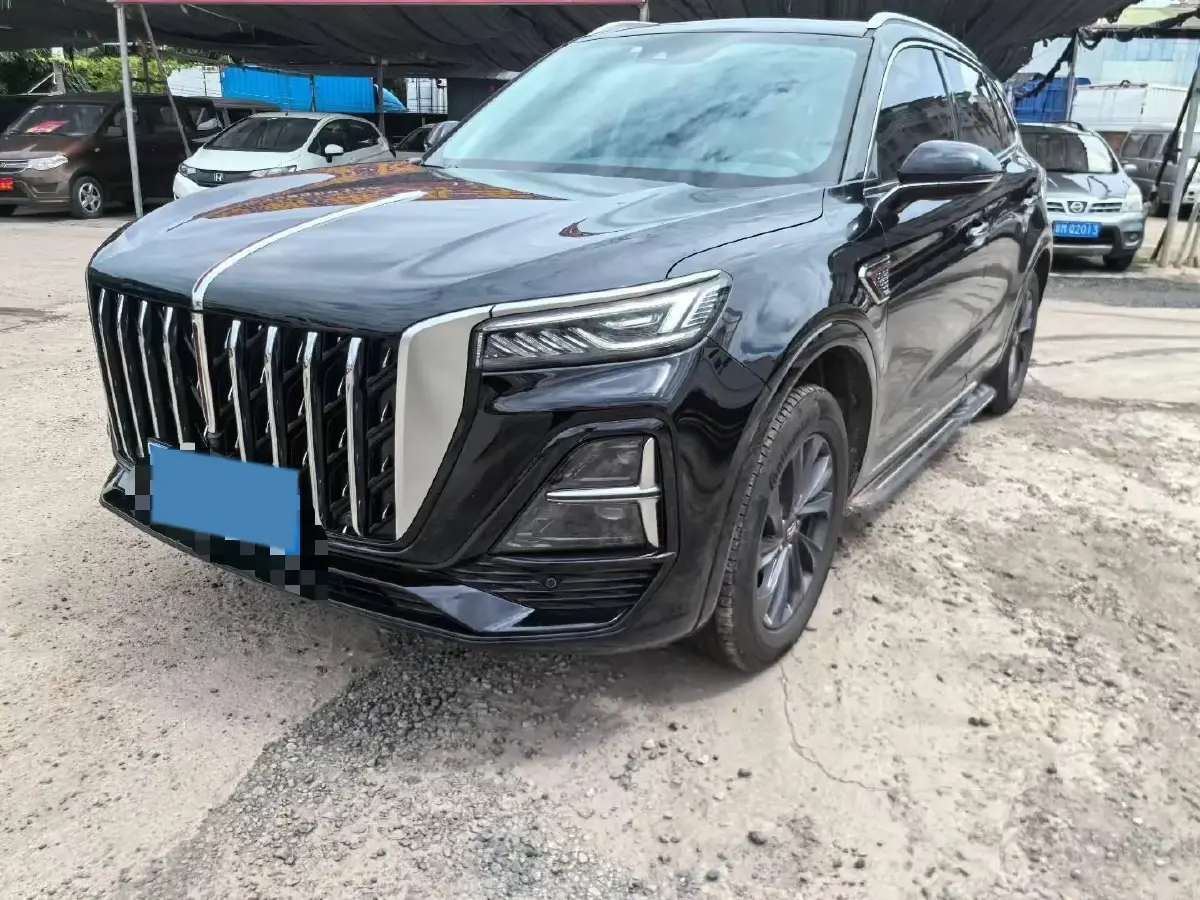 2023 HongQi HS5 2.0T 252HP L4 8AT