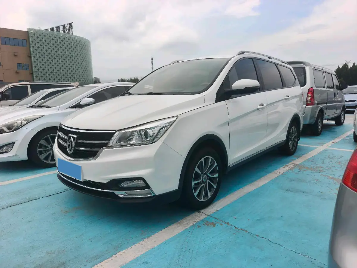 2019 BaoJun 730 1.5L 112HP L4 6MT