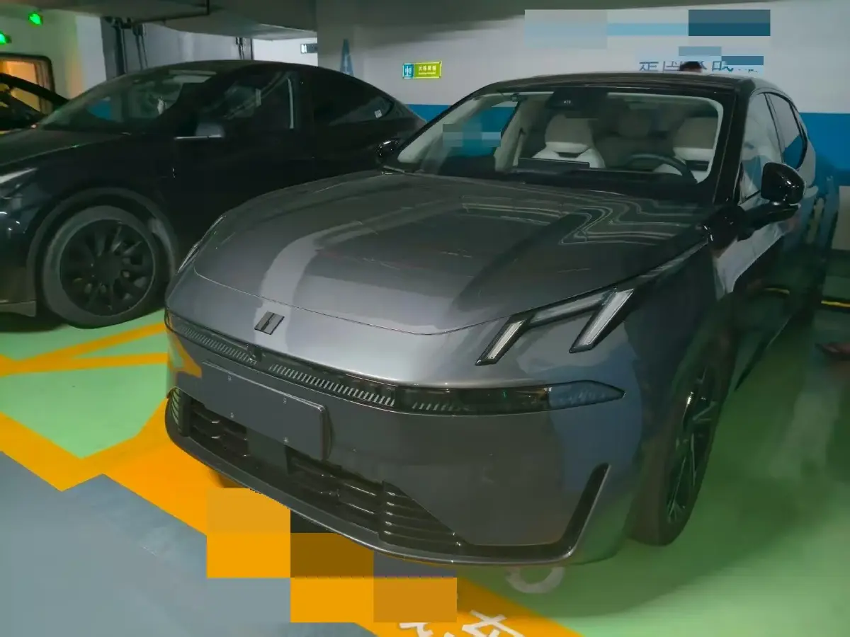 2024 LYNK&CO 07 EM-P 1.5T 163HP L4 3DHT PHEV 18.99KWH