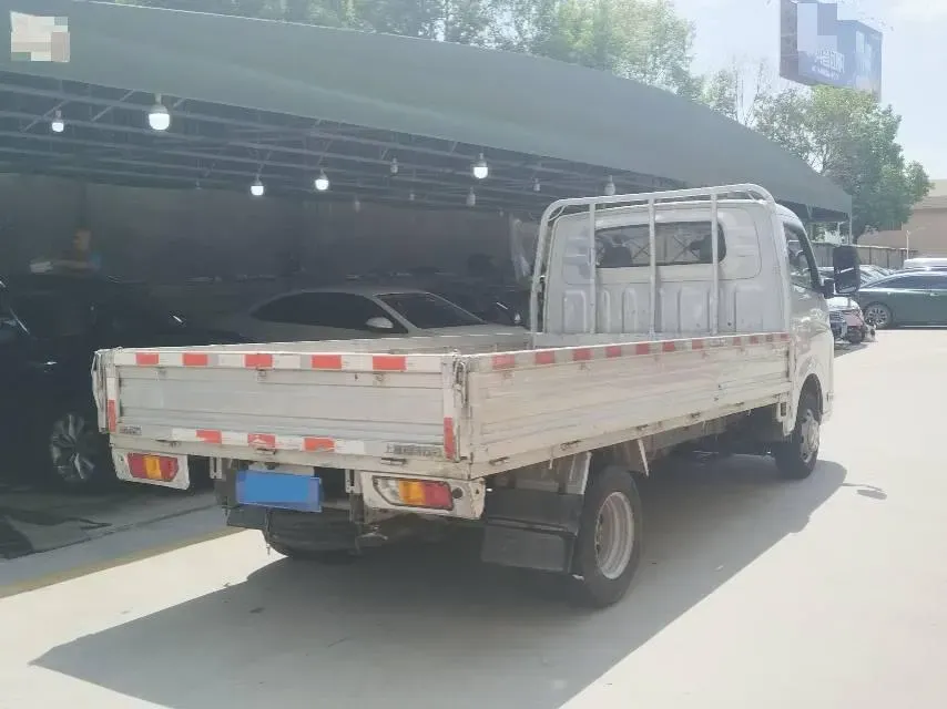 2023 WuLing Loong Truck 2.0L 136HP L4 5MT,autocango,china used car exporter,china ev exporter,chinese used car exporter,chinese used ev exporter