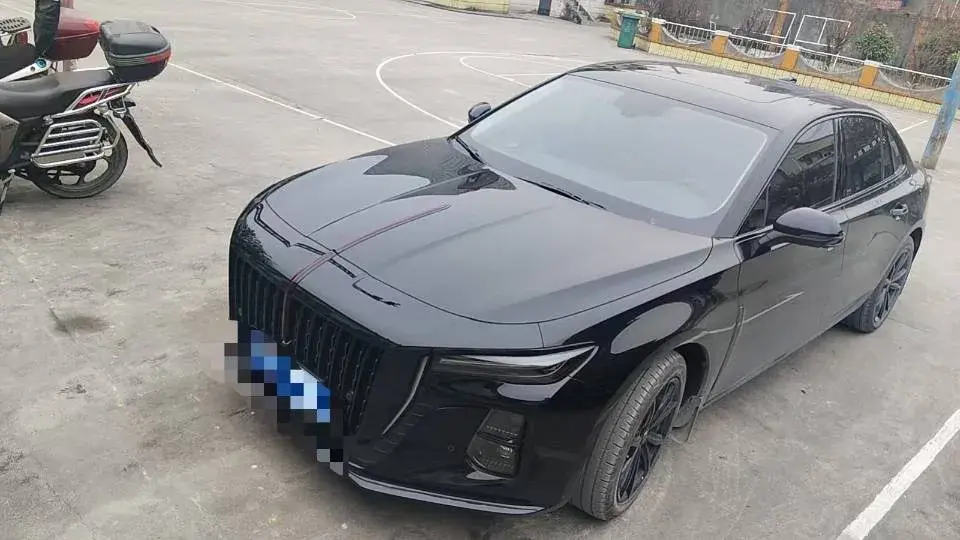 2025 HongQi H5 1.5T 169HP L4 7DCT