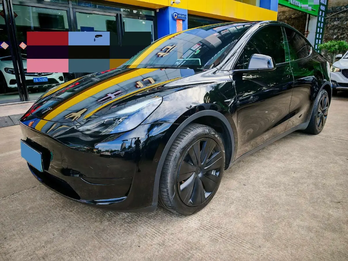 2022 Tesla Model Y BEV 60KWH