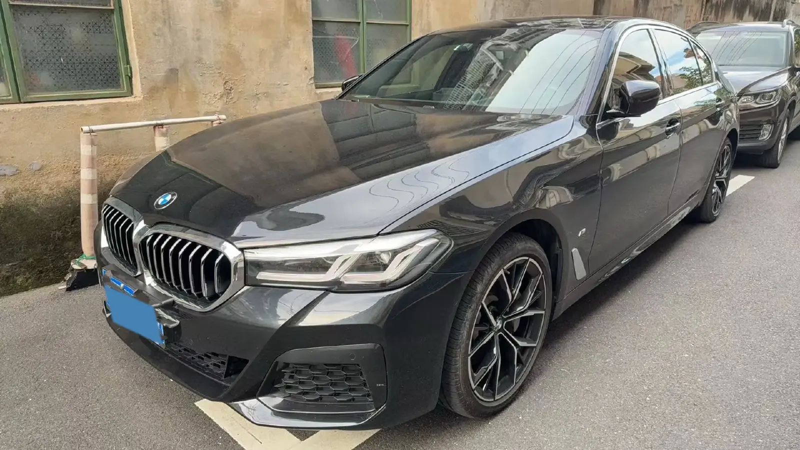 2023 BMW 5 Series 2.0T 245HP L4 8AT