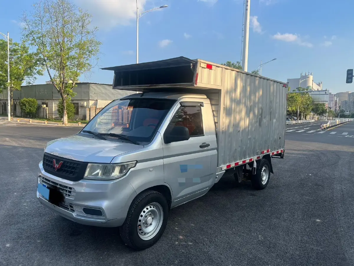 2018 WuLing RongGuang New Truck 1.5L 107HP L4 5MT