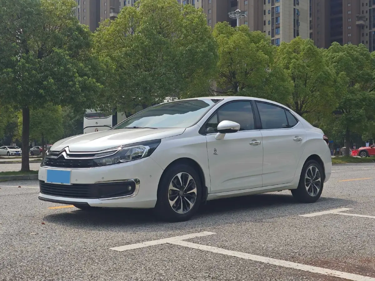2018 Citroen C4L 1.2T 136HP L3 6AT