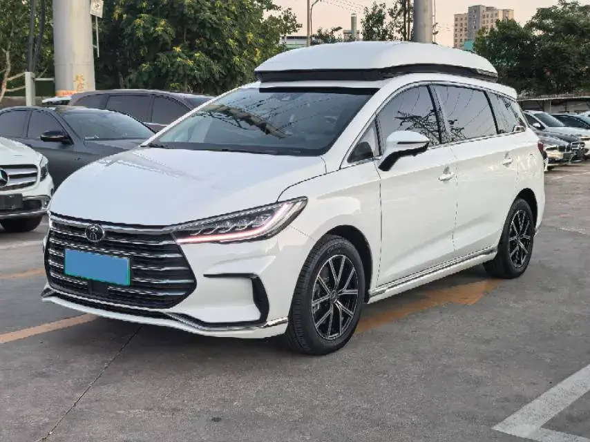 2022 BYD Song MAX 1.5L 110HP L4 E-CVT PHEV 18.3KWH