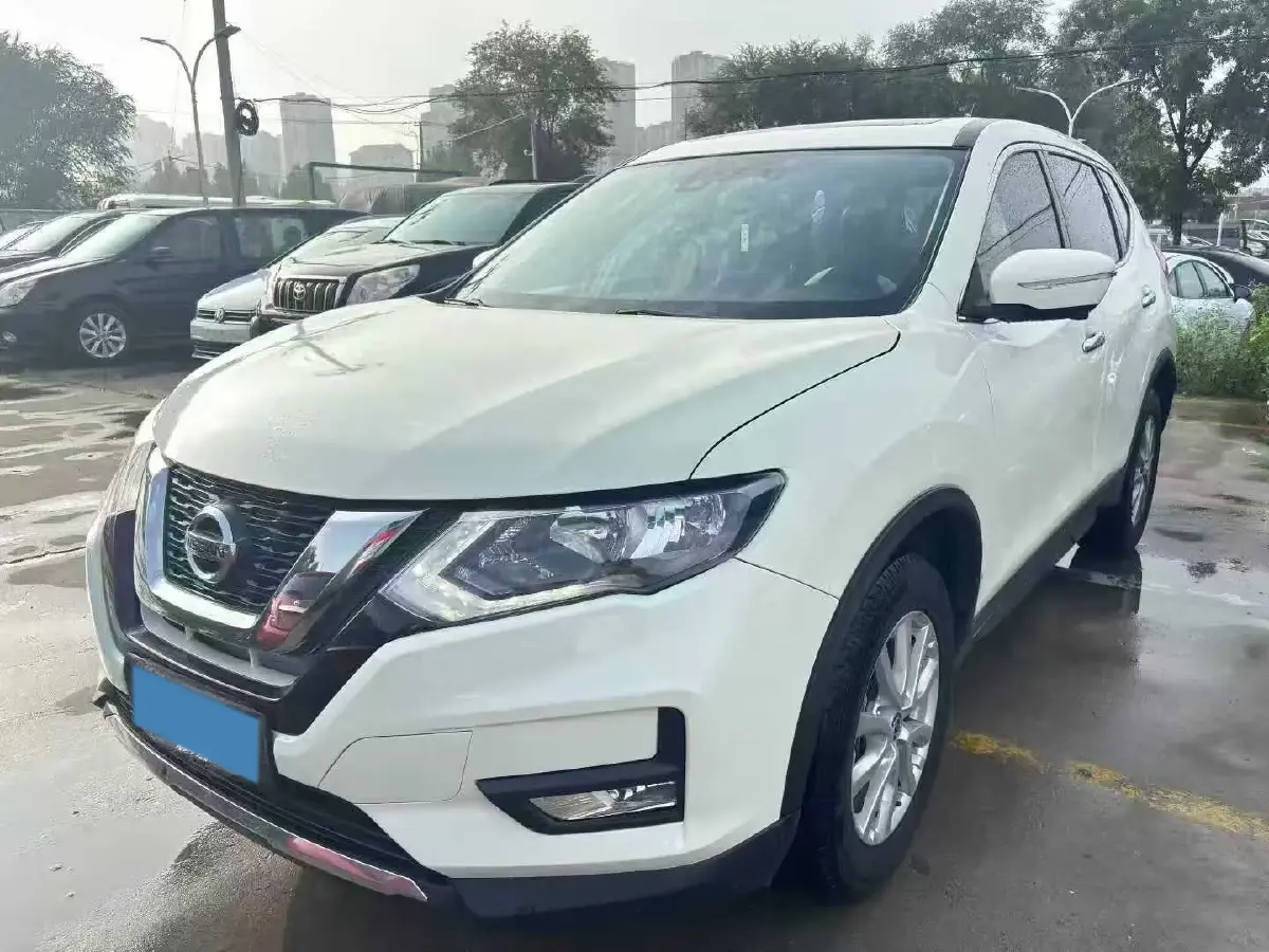2021 Nissan X-Trail 2.0L 151HP L4 CVT