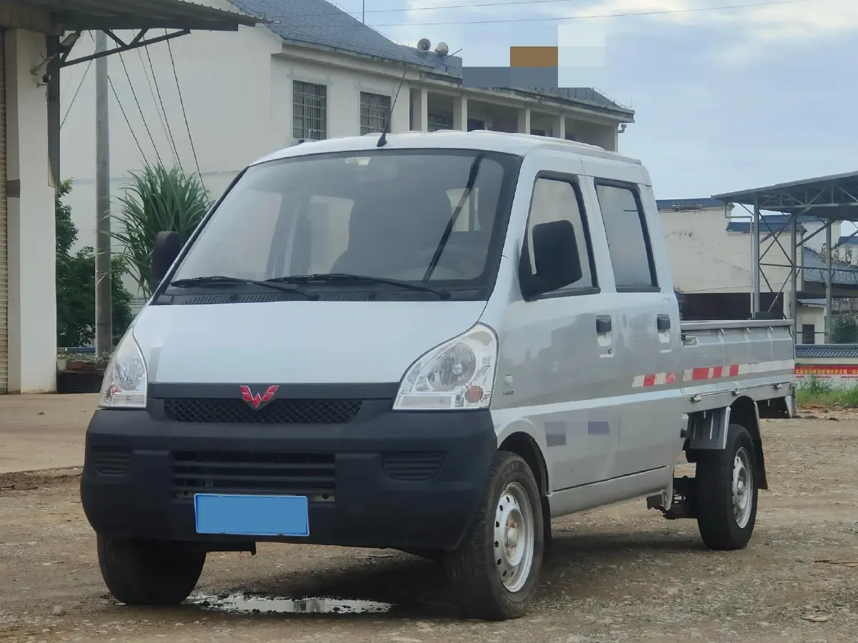 2019 WuLing RongGuang New Truck 1.8L 133HP L4 5MT