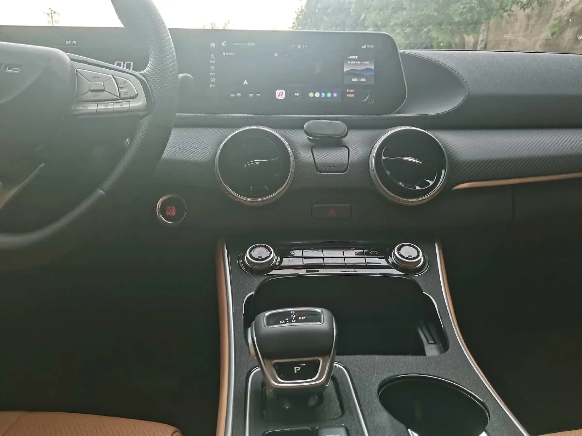 2024 DongFeng Forthing T5 EVO 1.5T 197HP L4 7DCT,autocango,china used car exporter,china ev exporter,chinese used car exporter,chinese used ev exporter