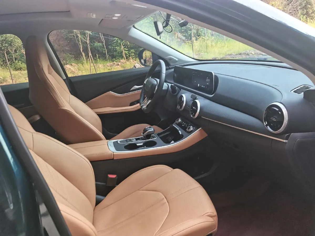 2024 DongFeng Forthing T5 EVO 1.5T 197HP L4 7DCT,autocango,china used car exporter,china ev exporter,chinese used car exporter,chinese used ev exporter