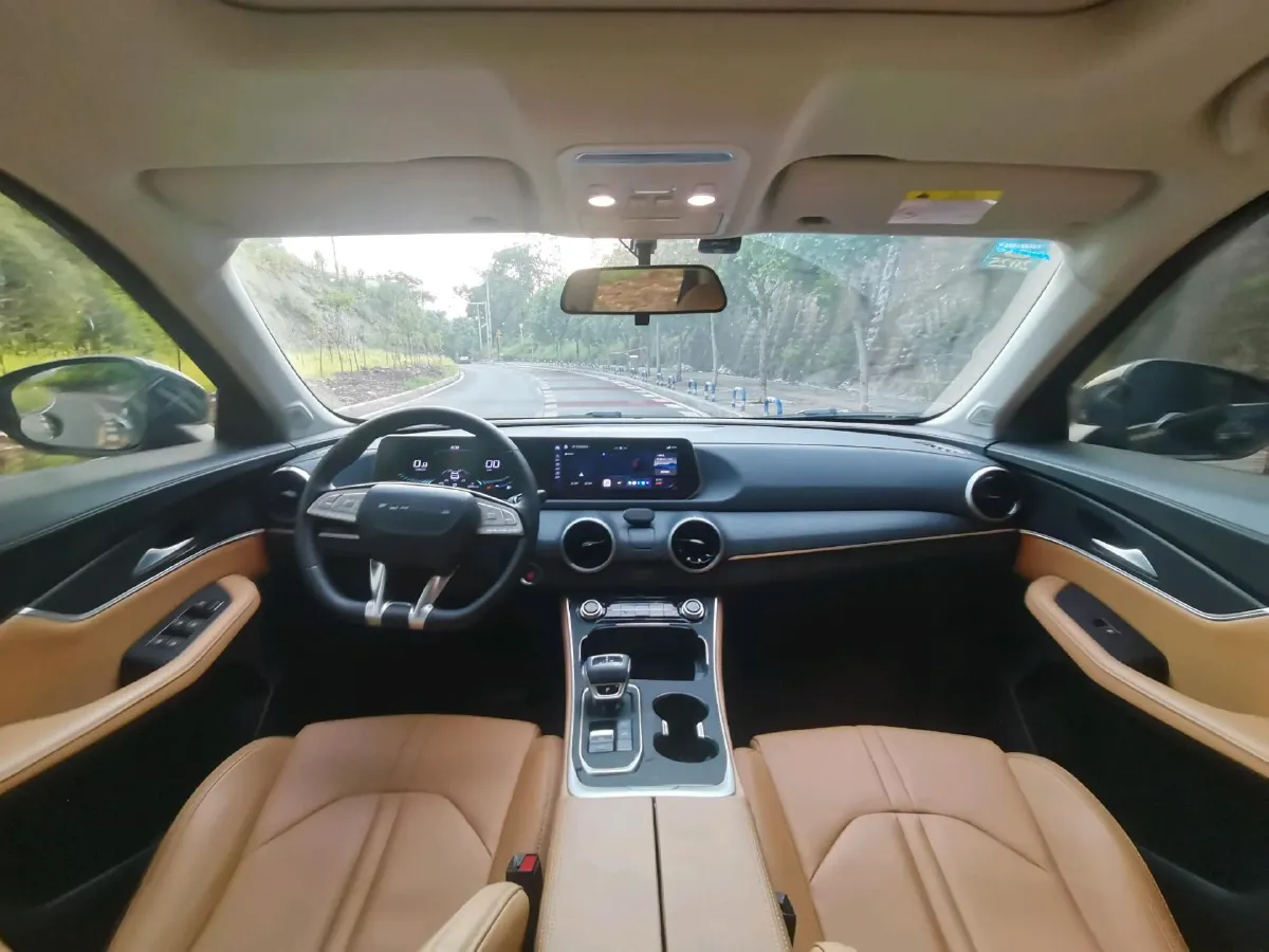 2024 DongFeng Forthing T5 EVO 1.5T 197HP L4 7DCT,autocango,china used car exporter,china ev exporter,chinese used car exporter,chinese used ev exporter