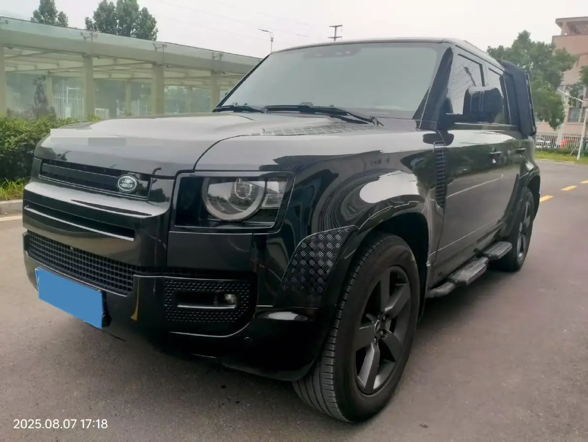 2023 Land Rover Defender 3.0T 400HP L6 8AT