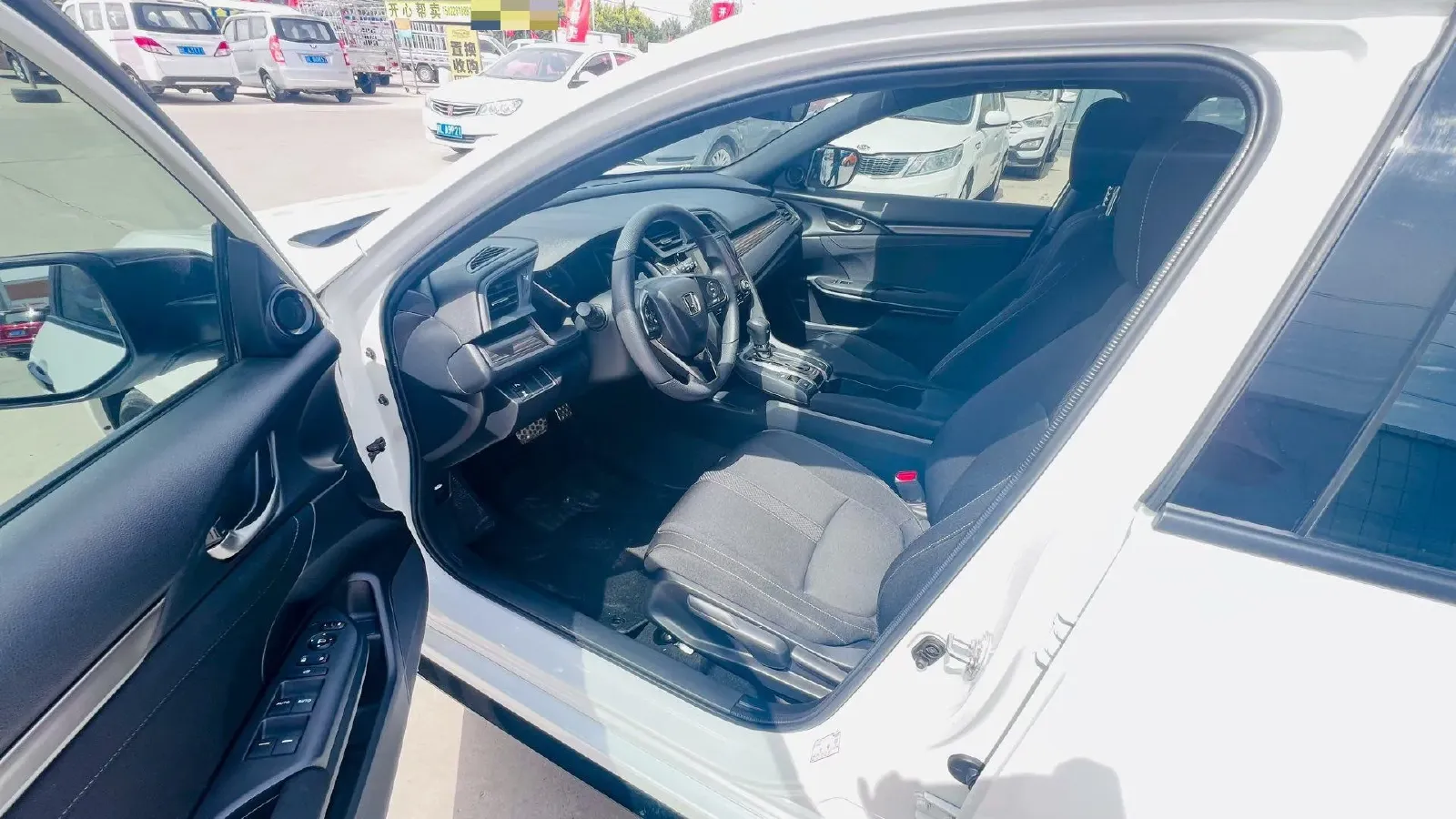 2021 Honda Civic 1.5T 177HP L4 CVT,autocango,china used car exporter,china ev exporter,chinese used car exporter,chinese used ev exporter