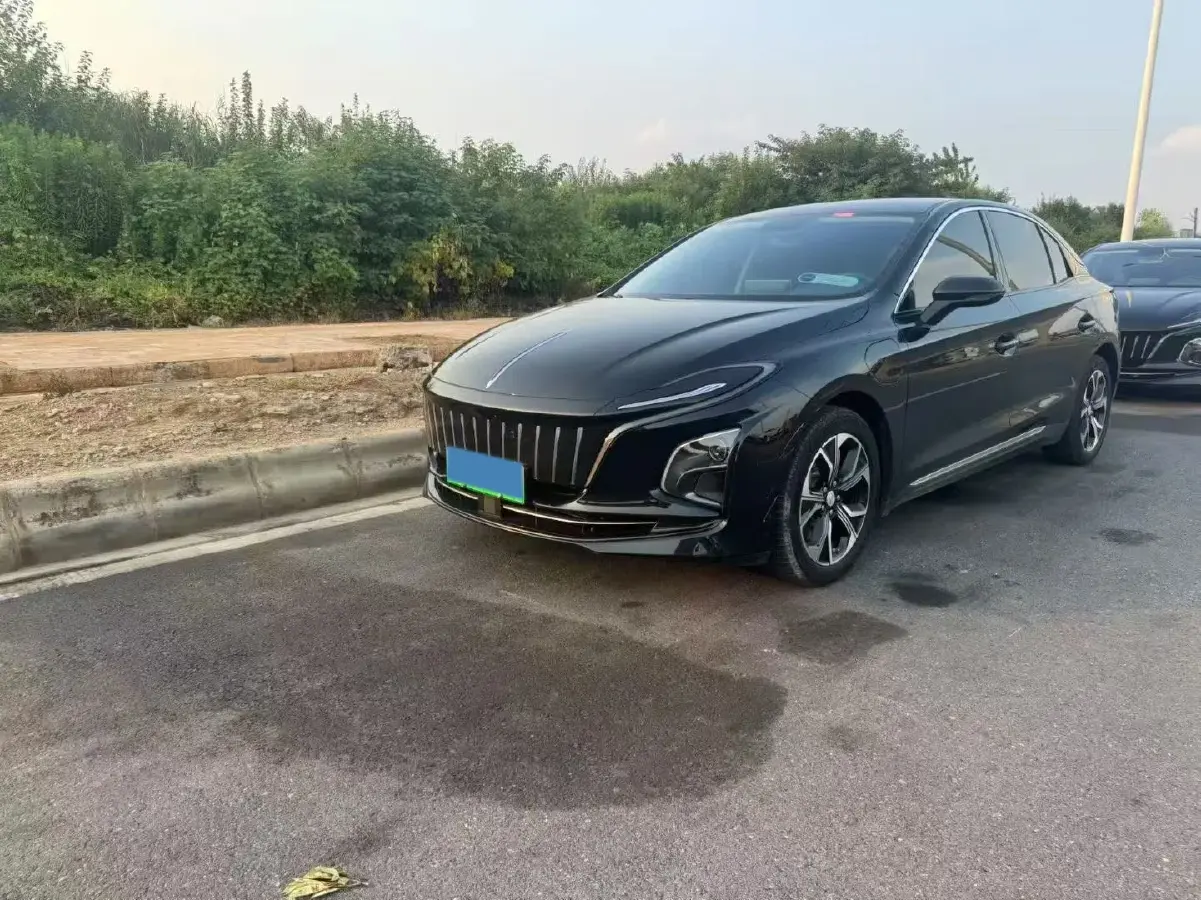 2023 HongQi E-QM5 BEV 54KWH