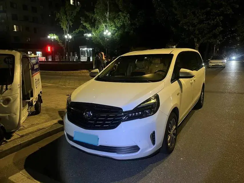 2021 Buick GL8 2.0T 237HP L4 9AT