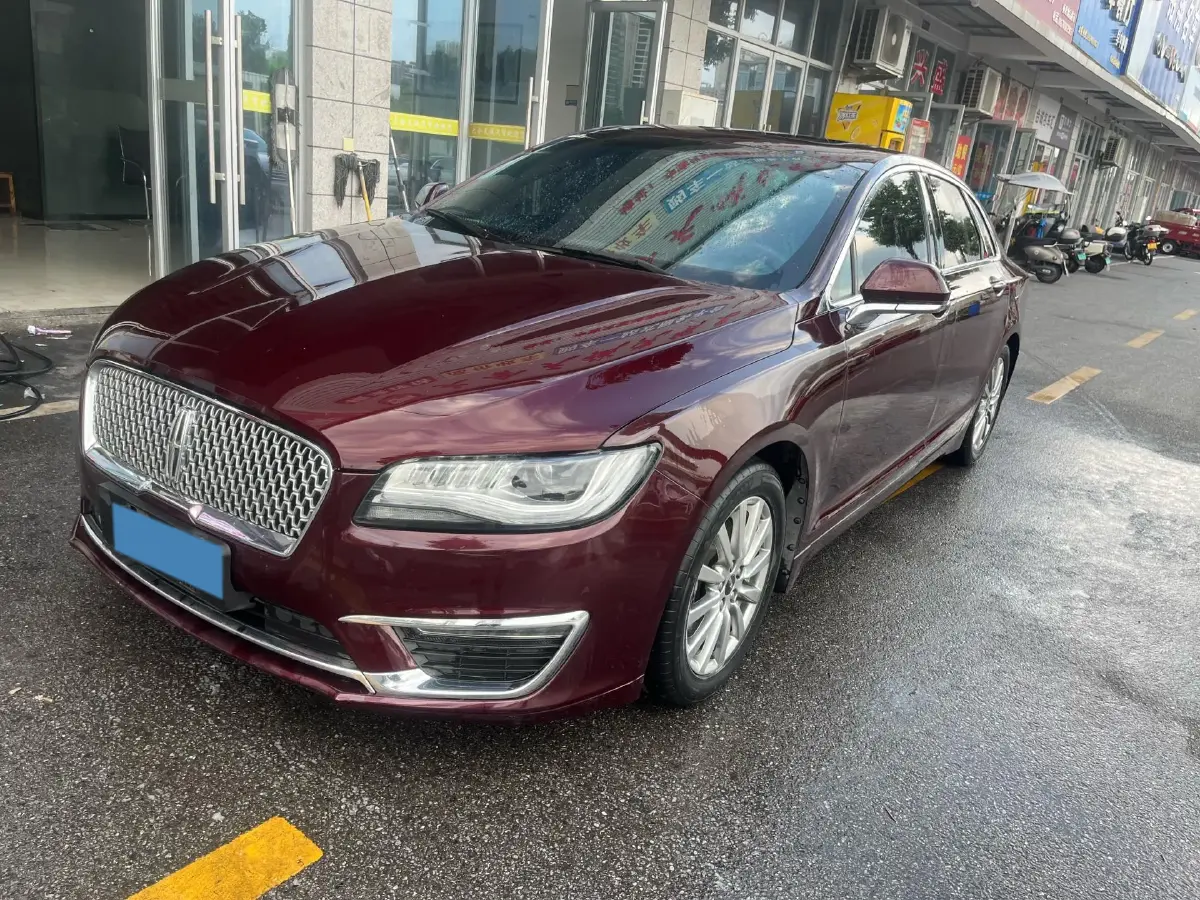 2018 Lincoln MKZ 2.0T 203HP L4 6AT