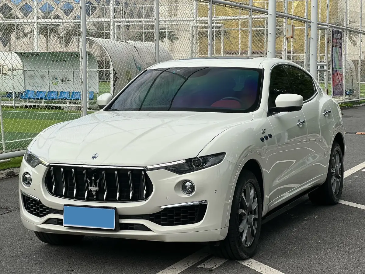2022 Maserati Levante 2.0T 330HP L4 8AT