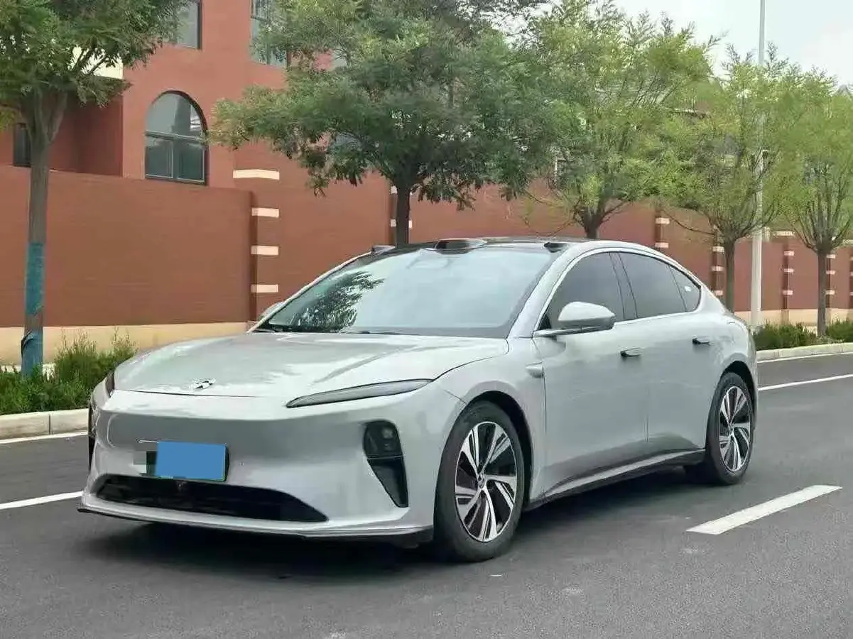 2022 NIO ET5 BEV 75KWH