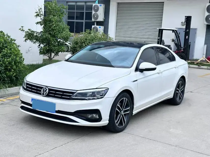 2021 Volkswagen Lamando 1.4T 150HP L4 7DCT