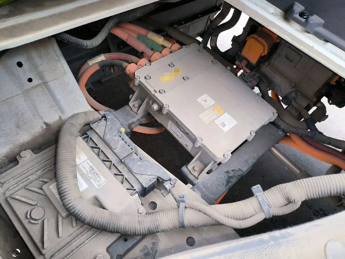 2023 DongFeng DFAC YuFeng EM26 BEV 41.47KWH,autocango,china used car exporter,china ev exporter,chinese used car exporter,chinese used ev exporter