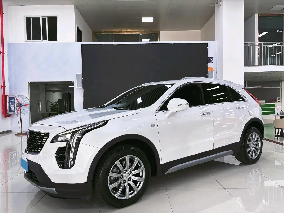 2021 Cadillac XT4 2.0T 237HP L4 9AT
