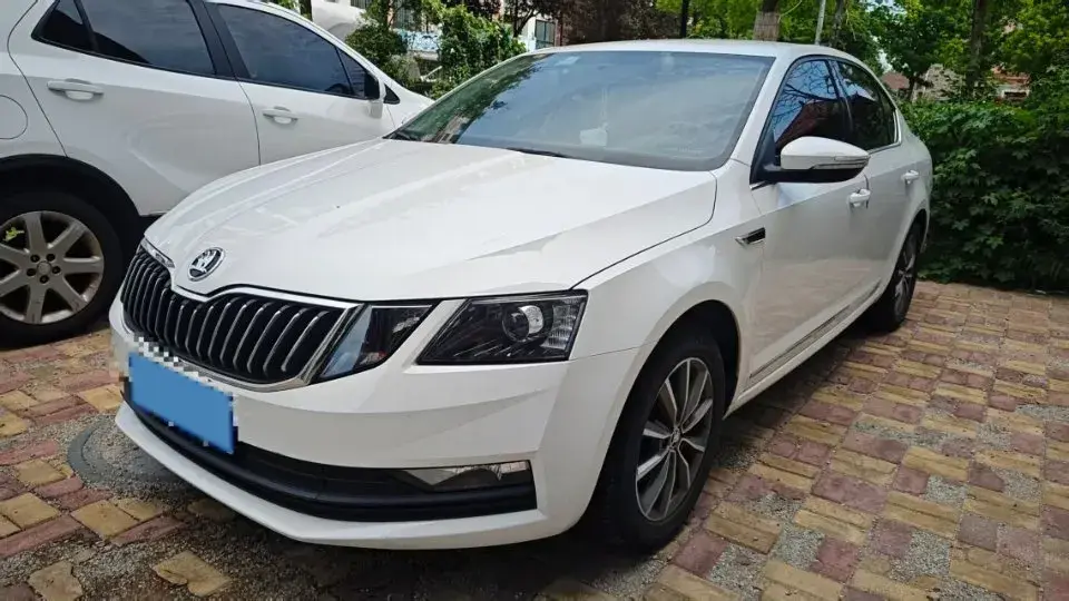 2020 Skoda Octavia 1.5L 113HP L4 6AT